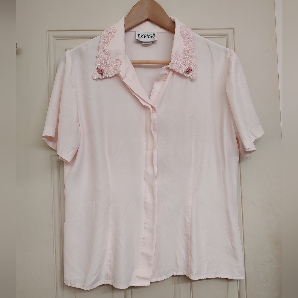 Exposé Light Pink Blouse with Embroidered Collar